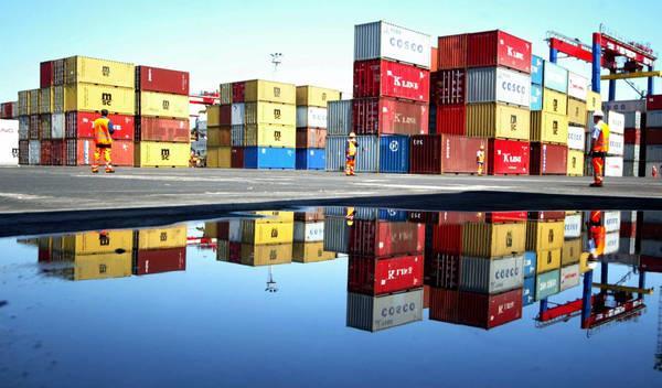 Nuove norme IMO e rischio blocco container in Italia